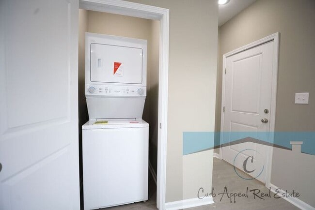 Building Photo - Luxury 2 bed 2 bath apartment - brand new construction!! Washer, dryer, internet, cable and utili...