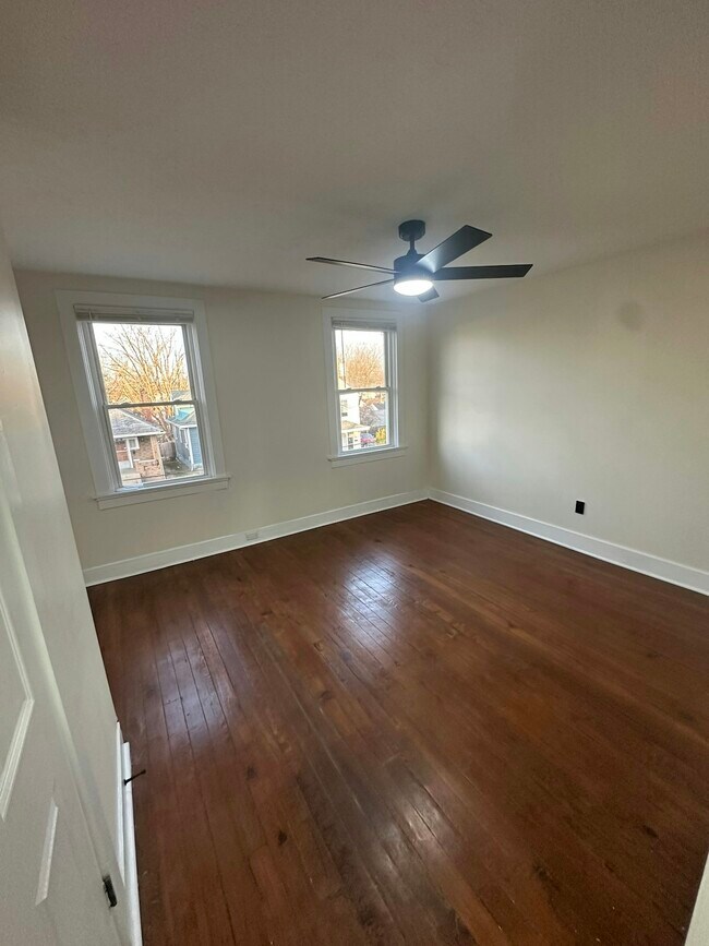 Building Photo - 1753 Courtland Ave