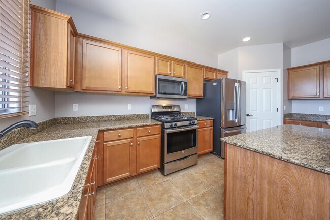 Building Photo - 12665 E Nona Ln