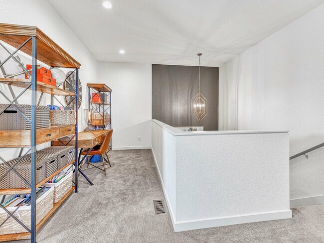 Building Photo - 10132 Belvedere Lp