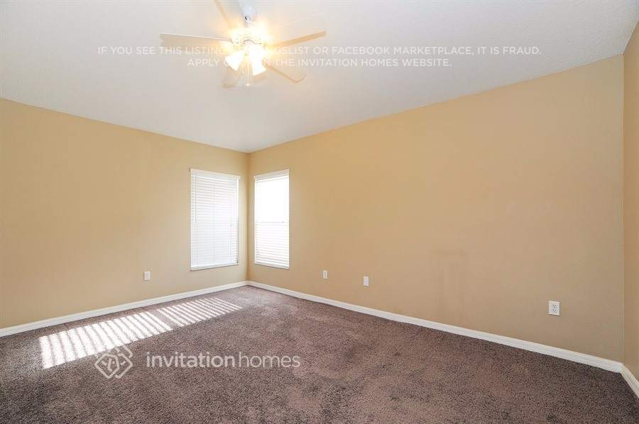 Building Photo - 12720 Lake Vista Dr