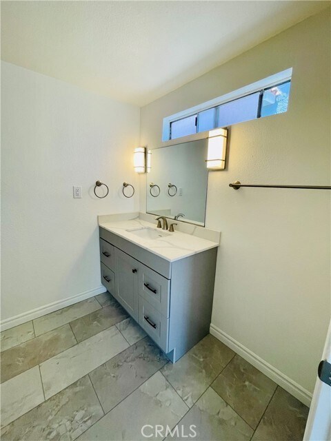 Building Photo - 34096 Alcazar Dr