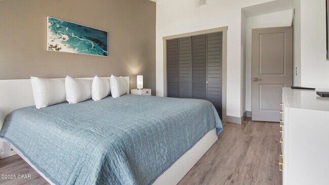 Building Photo - 131 Kimberly Dr