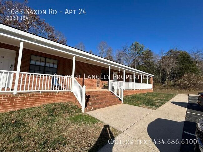 Building Photo - 1085 Saxon Rd