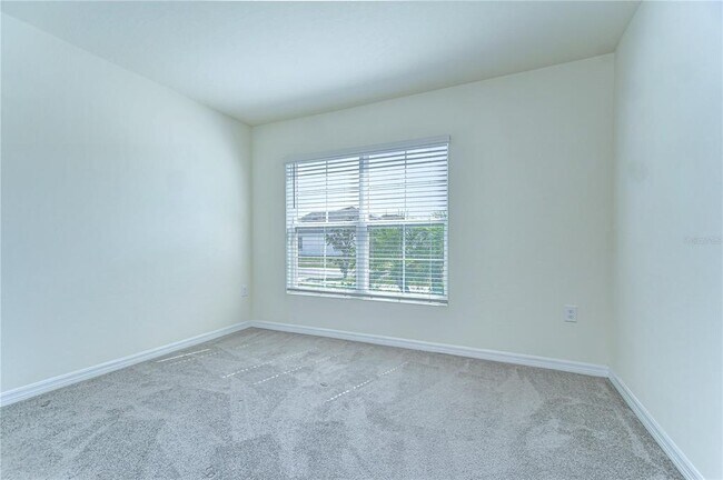 Building Photo - 38255 Sonnet Landing Ave