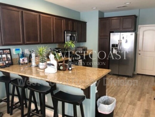 Building Photo - 31834 Tamarack Ct
