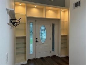 Building Photo - 3906 Hazelwood Dr