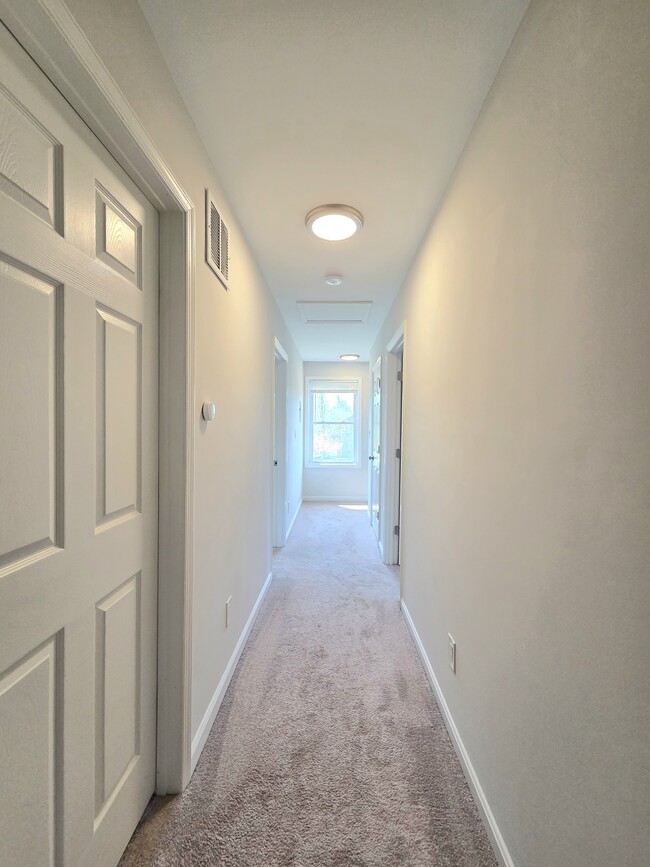 Building Photo - 10810 Norman Ave