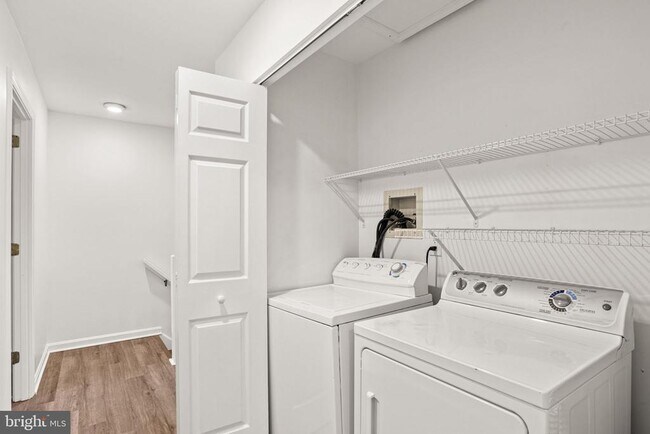 Building Photo - 2006 Wexford Rd