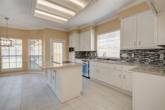 Building Photo - 4006 Forest Birch Ct