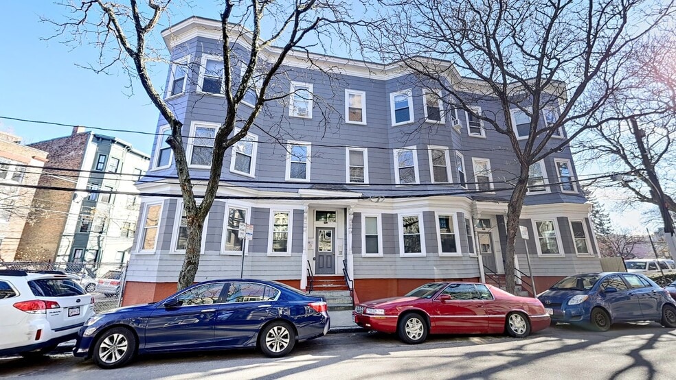 Building Photo - 254 Windsor St