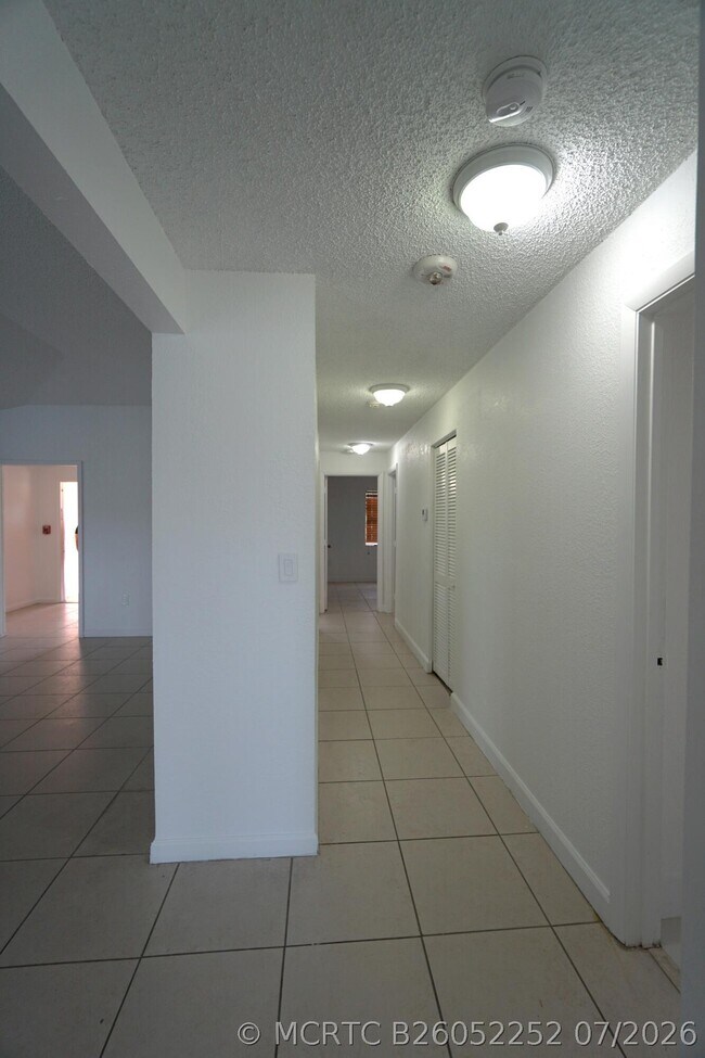 Building Photo - 18011 SW 139th Ct