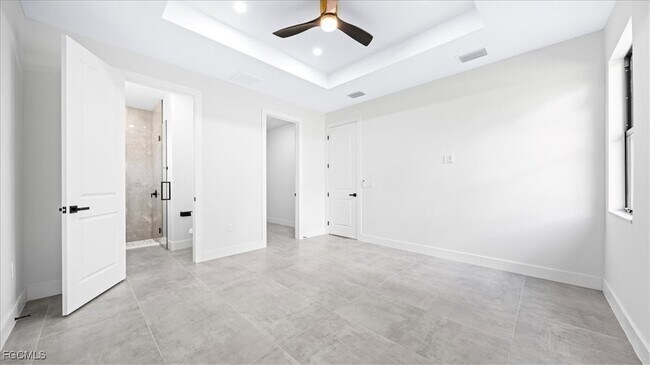 Building Photo - 4127 NW 36th Pl