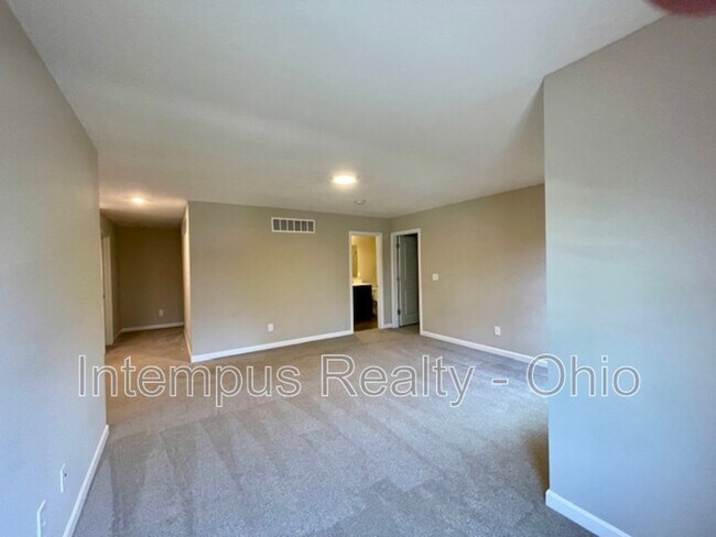 Building Photo - 7311 Blackwell Dr