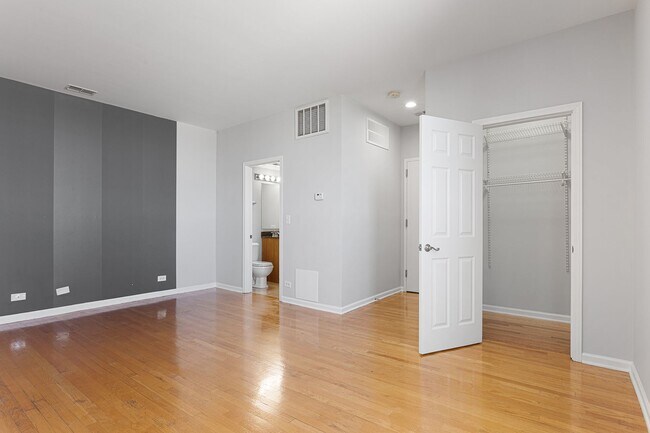 Interior Photo - The Park Terrace