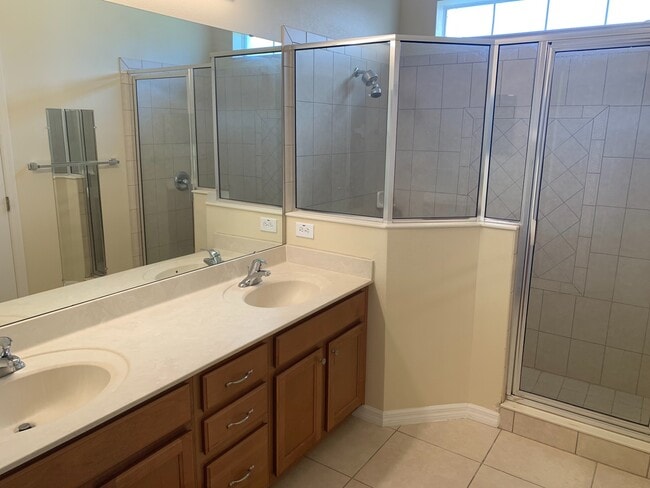 Building Photo - WATERS EDGE/LK NONA-8641 Bradleys Landing St Orlando FL 32827