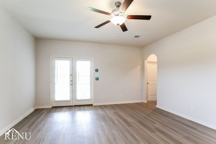 Building Photo - 10455 Red Cardinal Dr