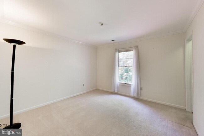 Building Photo - 14672 Brougham Way