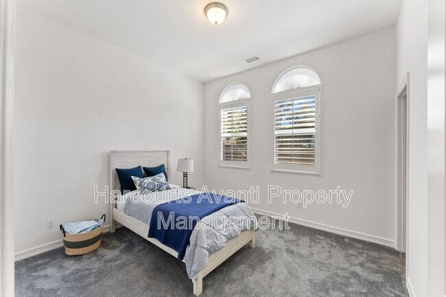 Building Photo - 939 Bluejack Rd