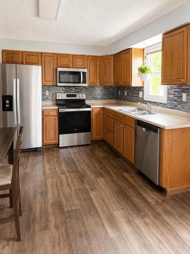 Building Photo - 17 Apache Trail