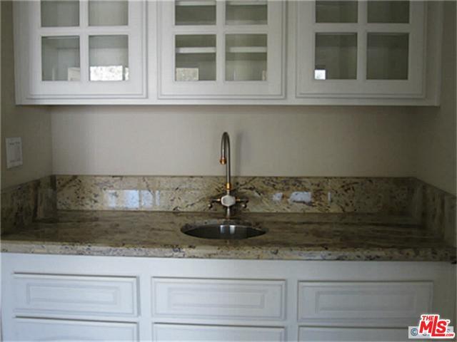 Building Photo - 4209 Vía Arbolada