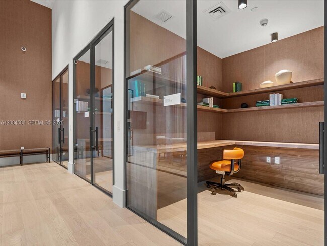 Building Photo - 2200 Brickell Ave