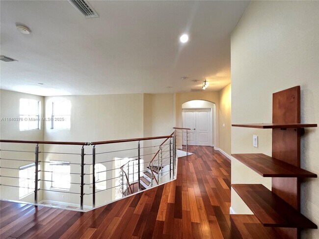 Building Photo - 8034 NW 111th Ct