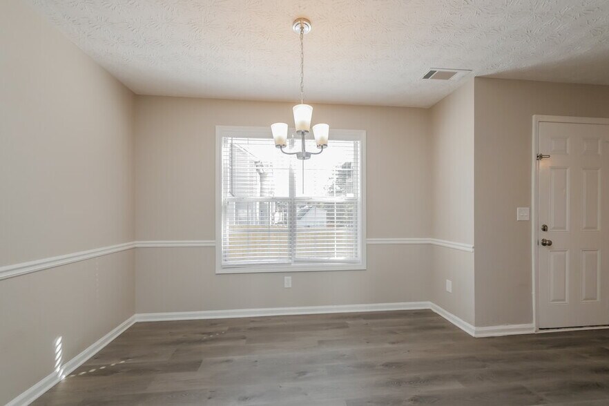 Building Photo - 1171 Misty Meadows Way
