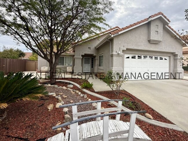 Building Photo - Charming Menifee Home