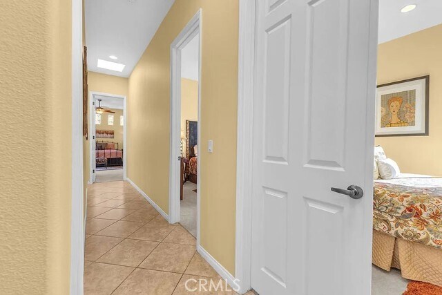 Building Photo - 54052 Avenida Martinez