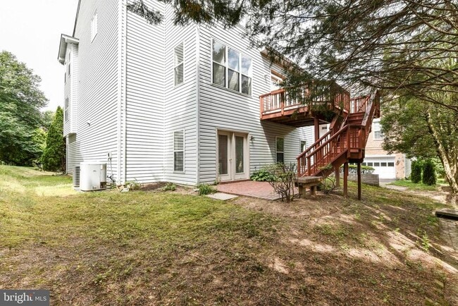 Building Photo - 3105 White Daisy Pl