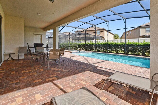 Building Photo - 2117 Malta Terrace