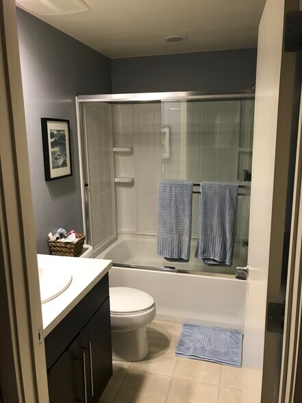 Downstairs bathroom - 1 E Julian St