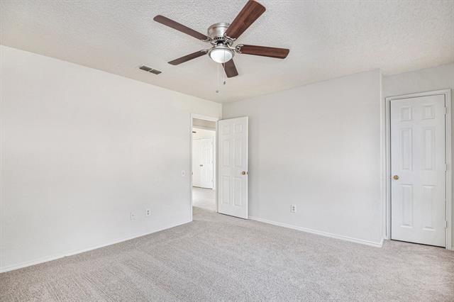 Building Photo - 8201 Cloverglen Ln