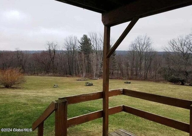 Building Photo - 24 Vosburgh Rd