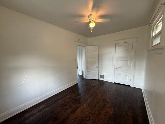 Building Photo - 6801 Fairpark Ave