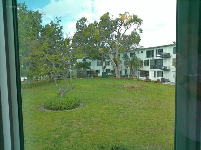 Building Photo - 2011 Australia Way W