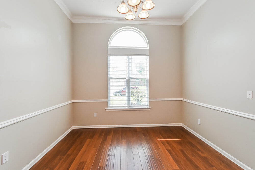 Building Photo - 6308 Acree Ln