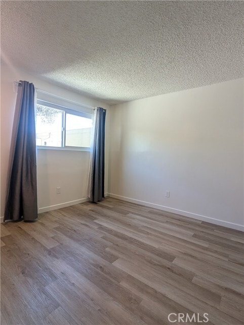 Building Photo - 665 W Altadena Dr