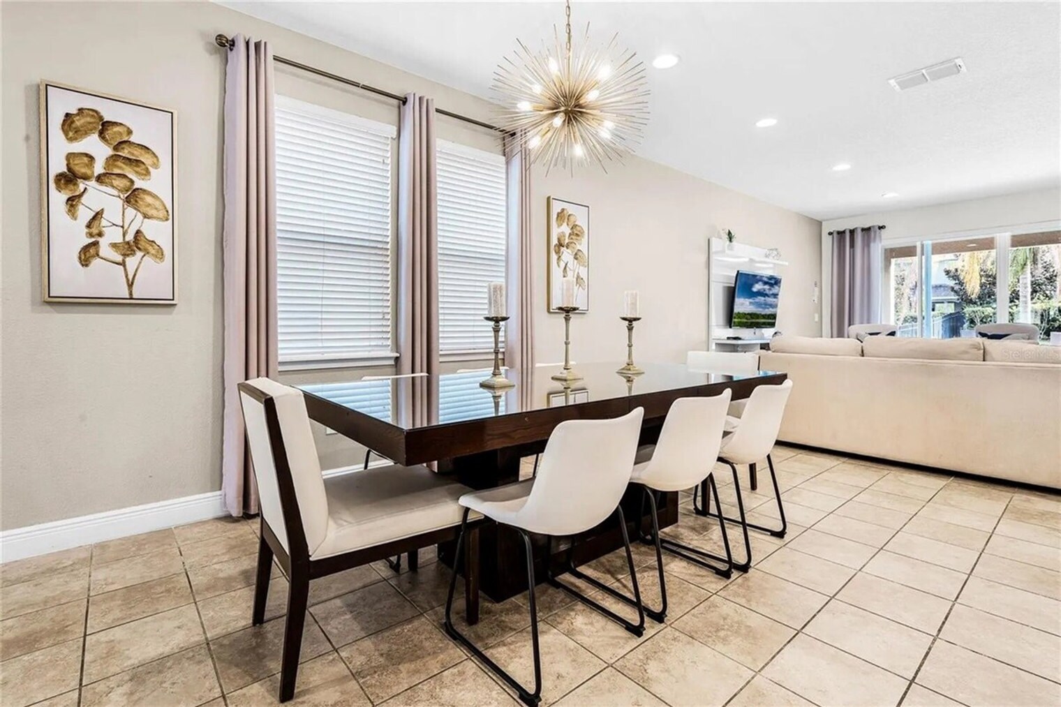 Building Photo - 220 Pendant Ct