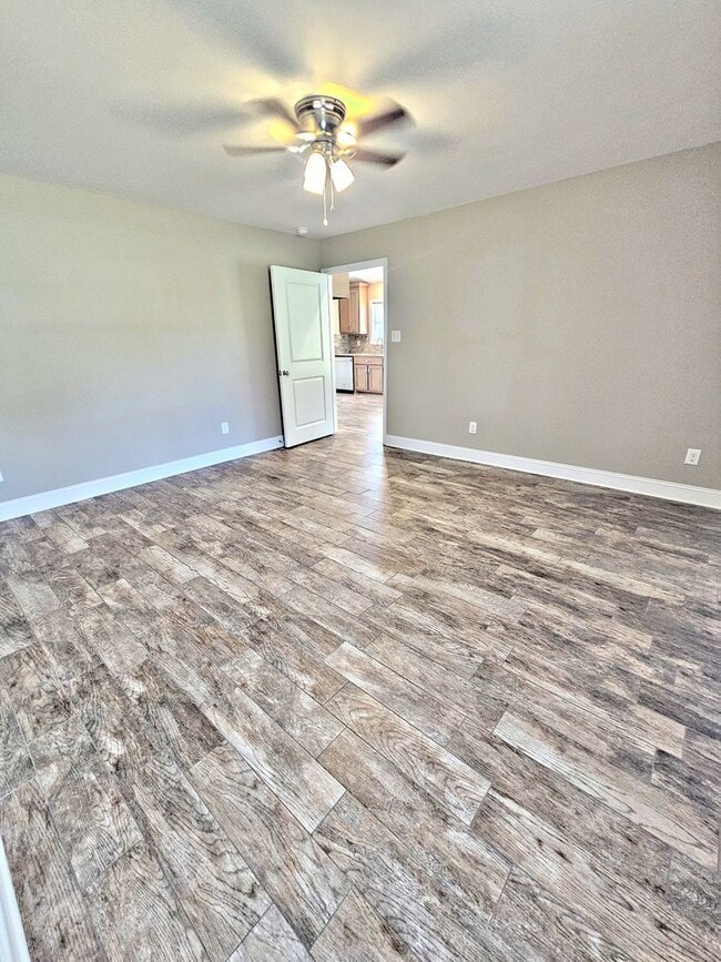 Building Photo - 717 Iron Wood Dr