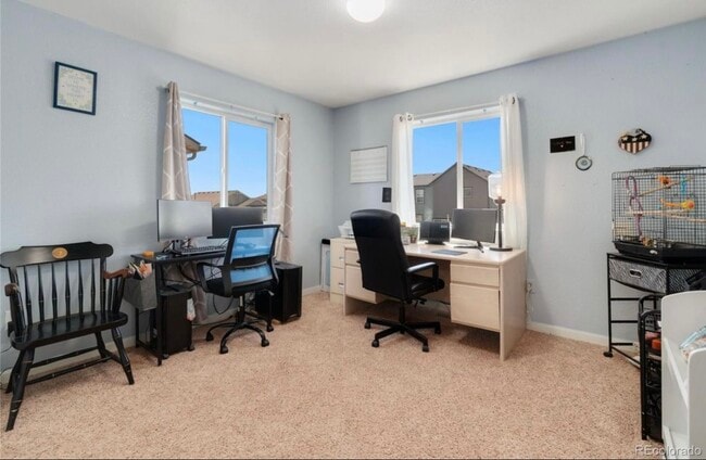 Building Photo - 504 Foxtail Pl