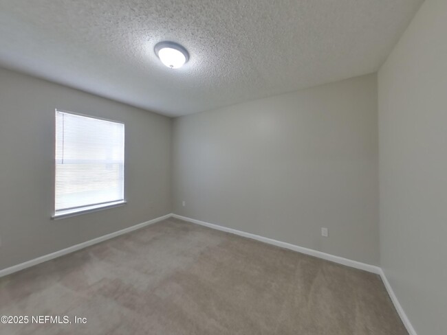 Building Photo - 1940 Hunters Trace Cir