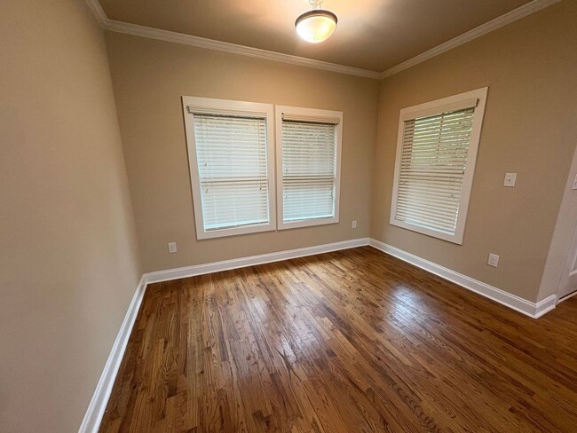 Building Photo - PRE-LEASING FOR AUGUST 6TH, 2026!