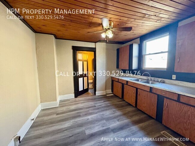 Building Photo - 2912 9th St NW