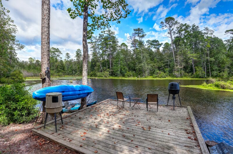 Building Photo - 590 St Luke Church Rd