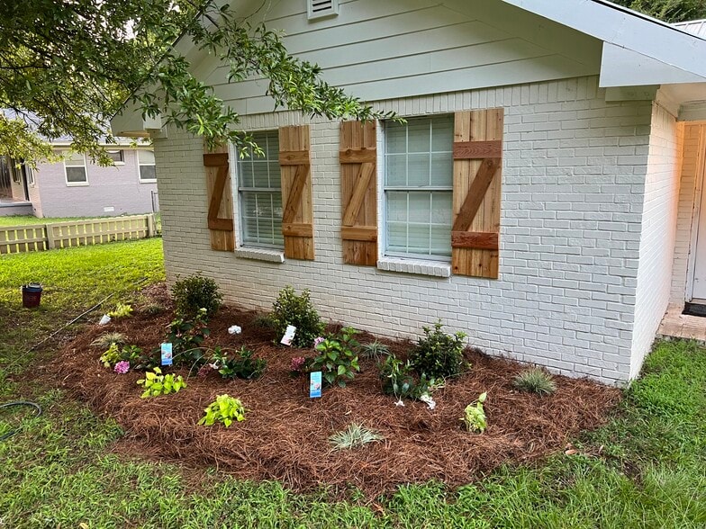 Building Photo - 1713 Burney Branch Dr