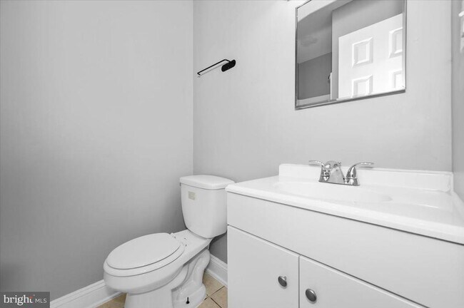Building Photo - 6309 Arwen Ct