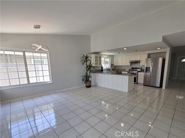 Building Photo - 14232 Matisse Ave