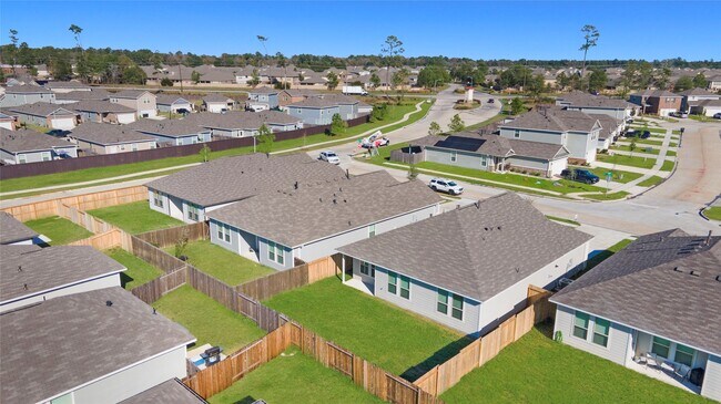 Building Photo - 25810 Northpark Pine Dr